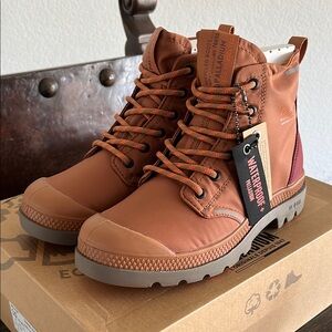 Palladium Brown Boots Rugged High-Top Design